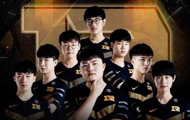 感到不满 感到不满