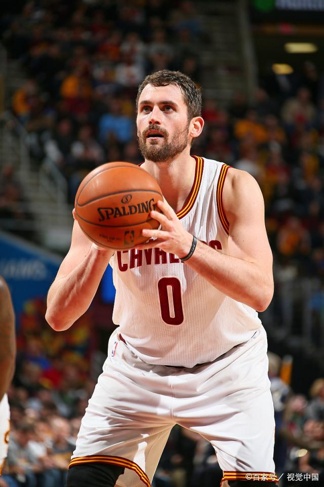 季在中场配 季在中场配